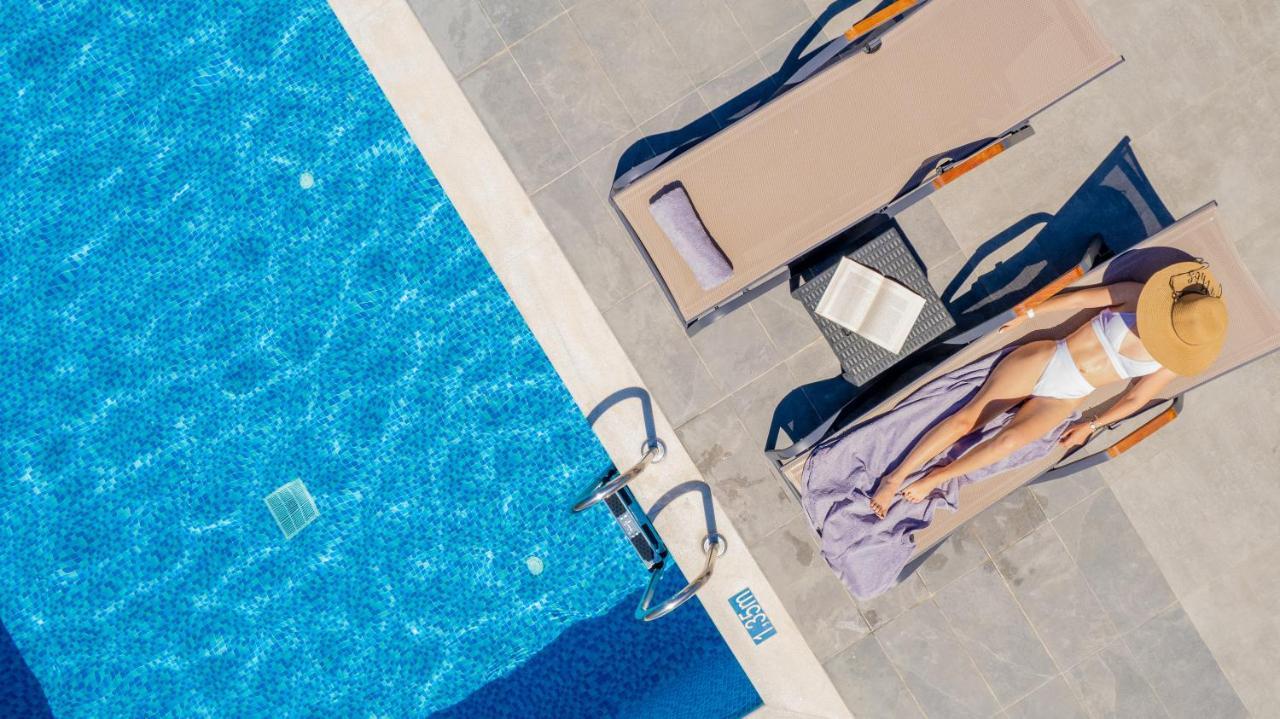 Luxury Villa Vanato & Pool Koukounaria Bagian luar foto