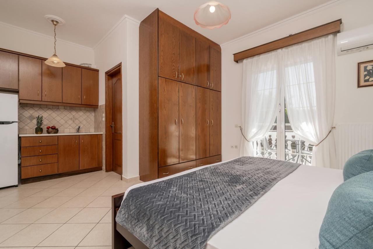 Luxury Villa Vanato & Pool Koukounaria Bagian luar foto