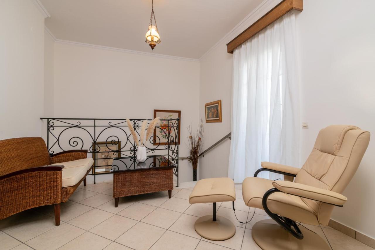 Luxury Villa Vanato & Pool Koukounaria Bagian luar foto