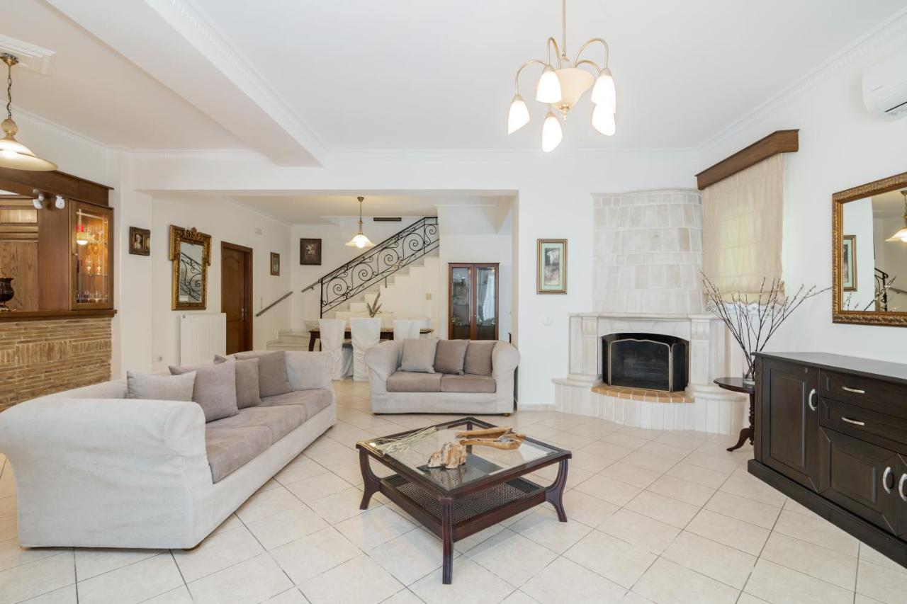 Luxury Villa Vanato & Pool Koukounaria Bagian luar foto