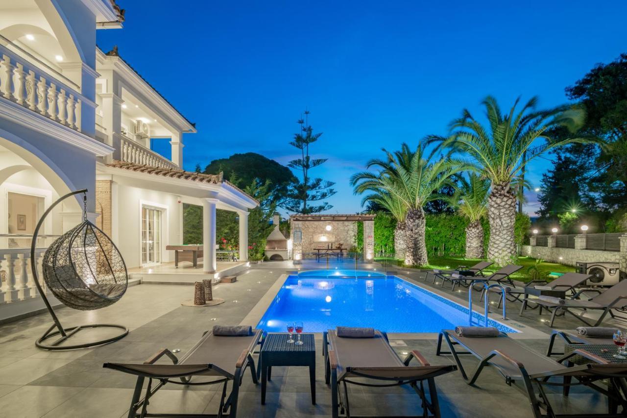 Luxury Villa Vanato & Pool Koukounaria Bagian luar foto