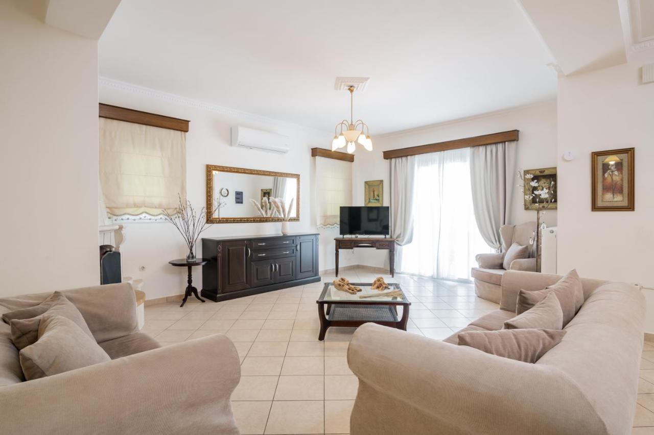 Luxury Villa Vanato & Pool Koukounaria Bagian luar foto