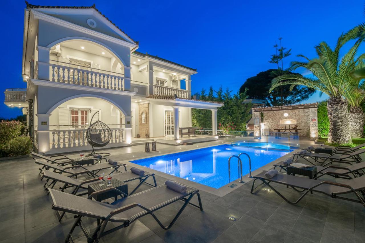 Luxury Villa Vanato & Pool Koukounaria Bagian luar foto