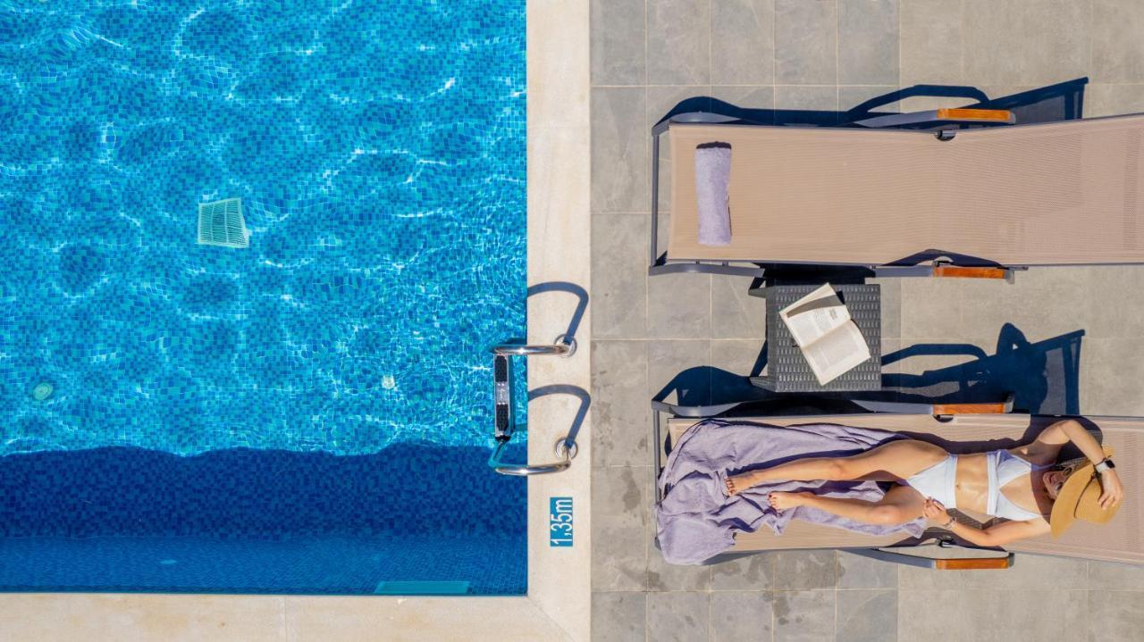 Luxury Villa Vanato & Pool Koukounaria Bagian luar foto