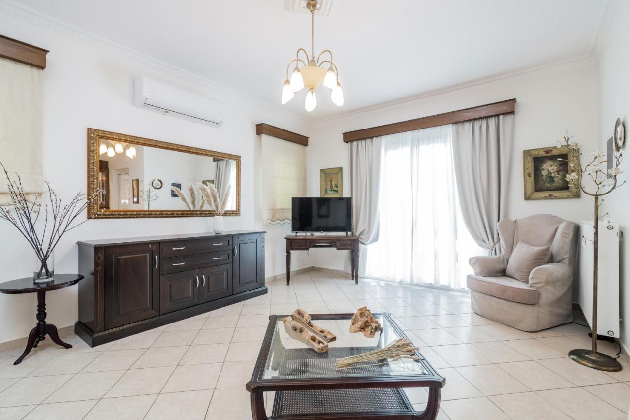 Luxury Villa Vanato & Pool Koukounaria Bagian luar foto
